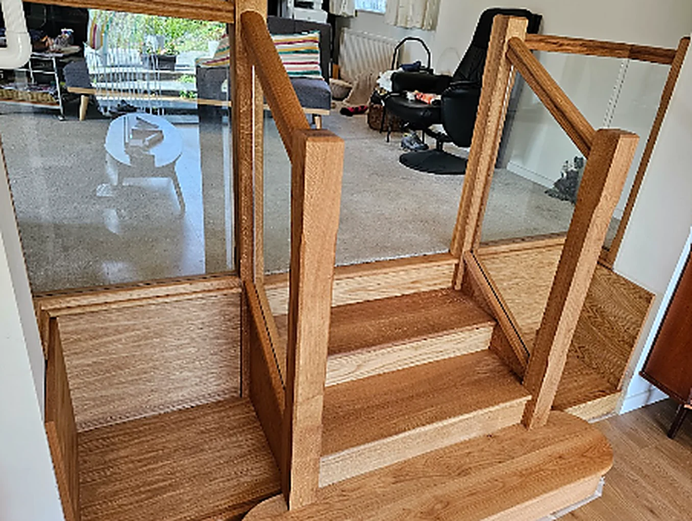 Oak & Glass Staircase