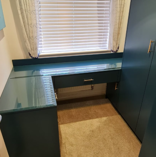 Deep Green Utility with Glass Worktop