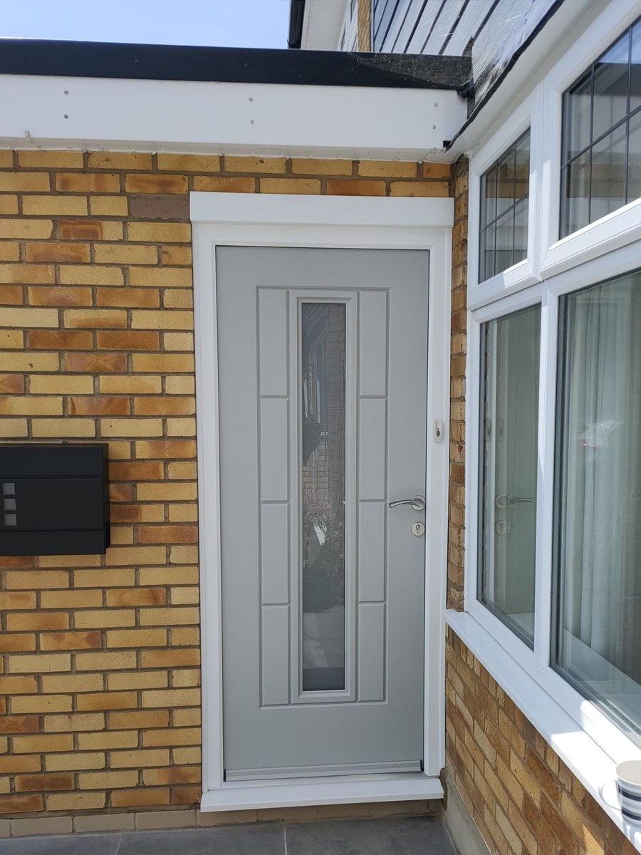 Radley composite front door installation in Buckinghamshire - job 44