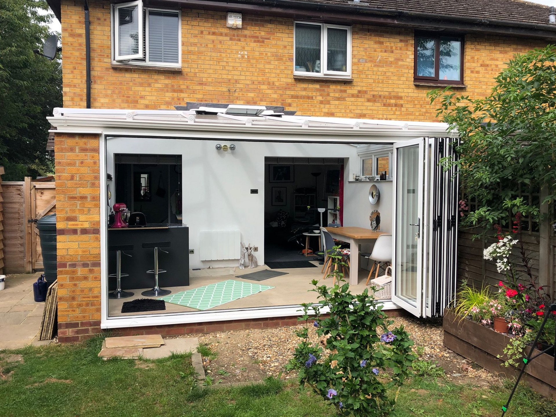 Radley bi-fold door installation in Buckinghamshire - job 25